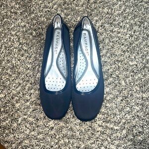 RAMPAGE Chester Neoprene Dress Wedge Size 8M brand new